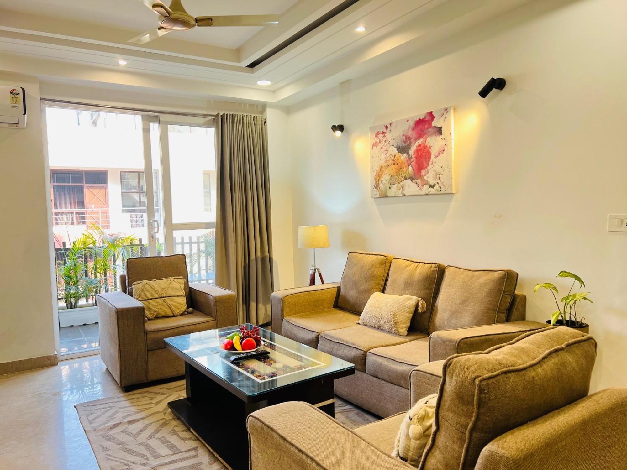 Bedchambers Serviced Apartments, Ardee City 古尔冈 外观 照片