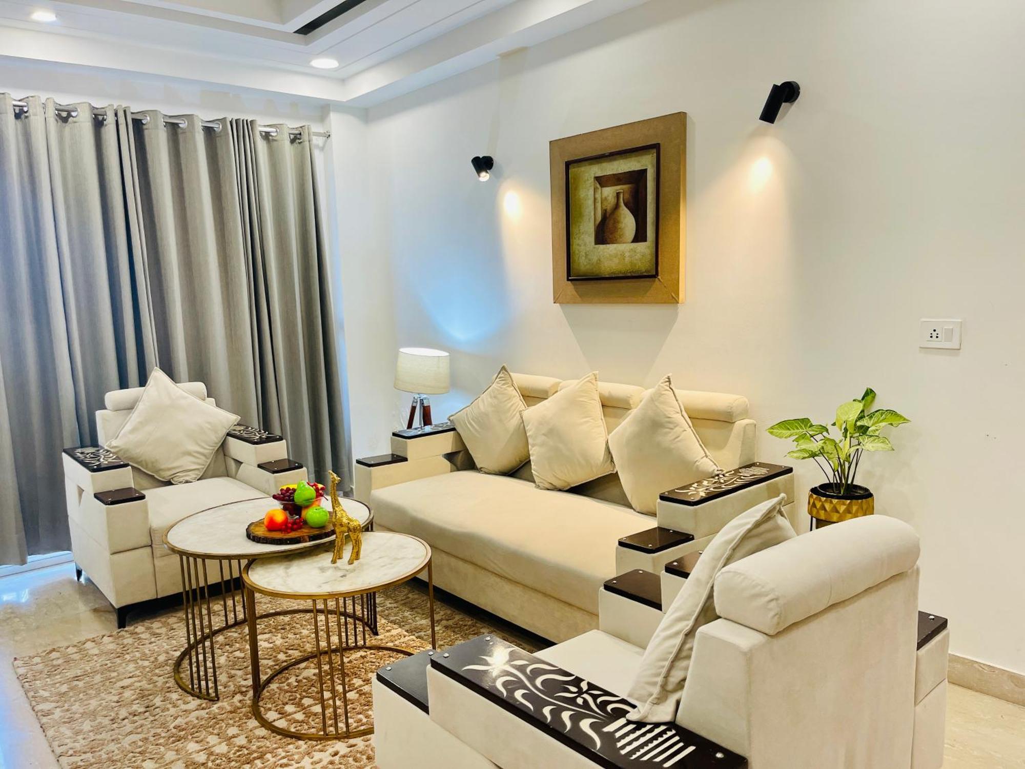 Bedchambers Serviced Apartments, Ardee City 古尔冈 外观 照片