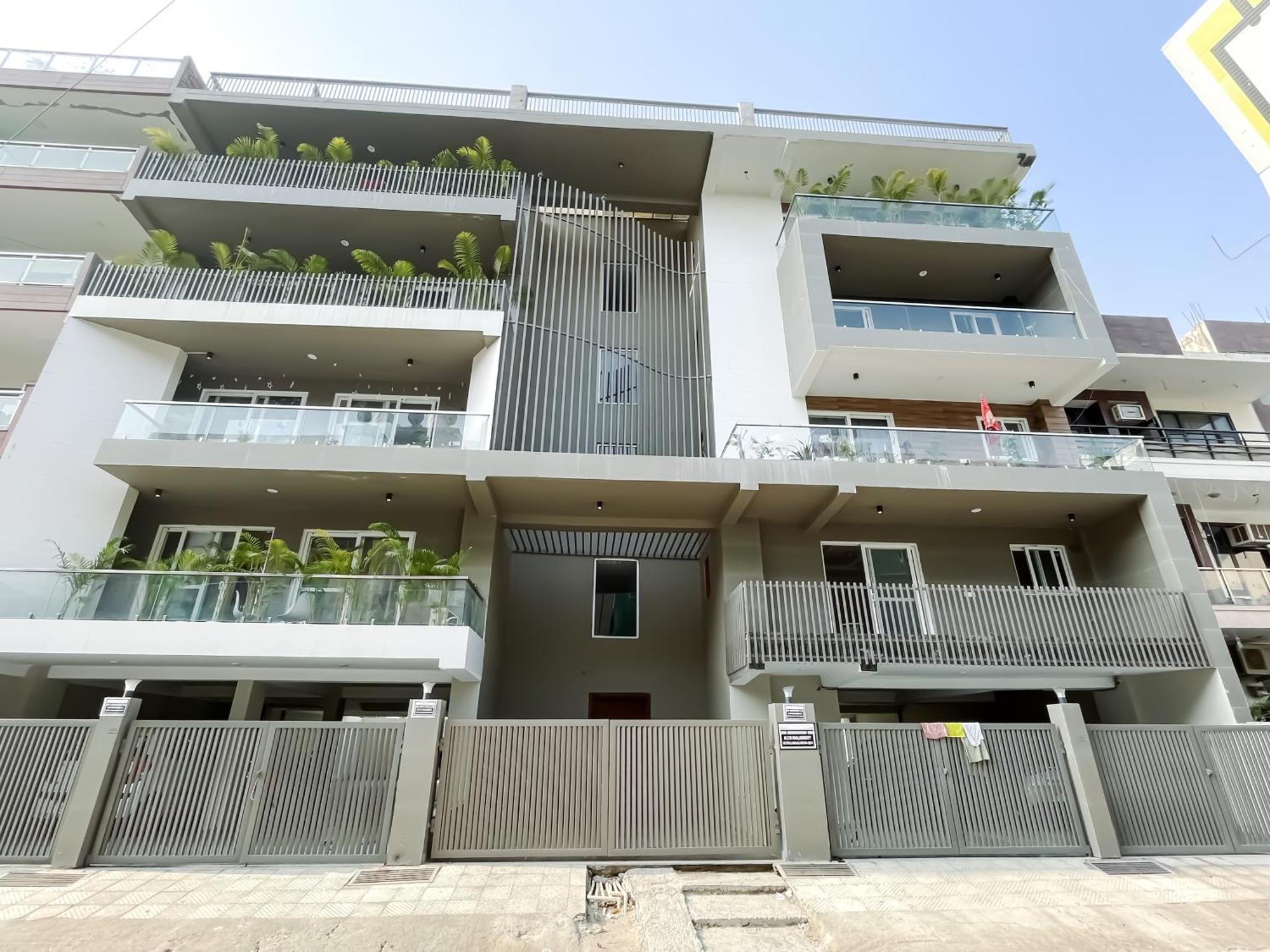 Bedchambers Serviced Apartments, Ardee City 古尔冈 外观 照片